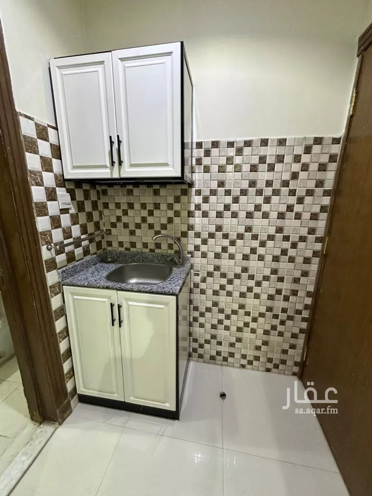 شقة للإيجار في شارع النسائي, حي اليرموك, مدينة الرياض, منطقة الرياض صورة 4