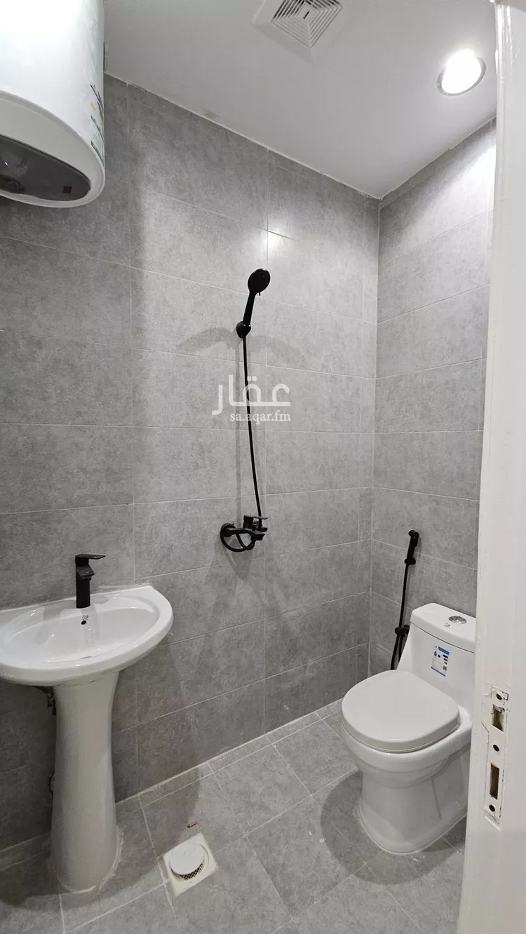شقة للإيجار في شارع عبدالرحمن بن عزاز, حي الشهداء, مدينة الرياض, منطقة الرياض صورة 4