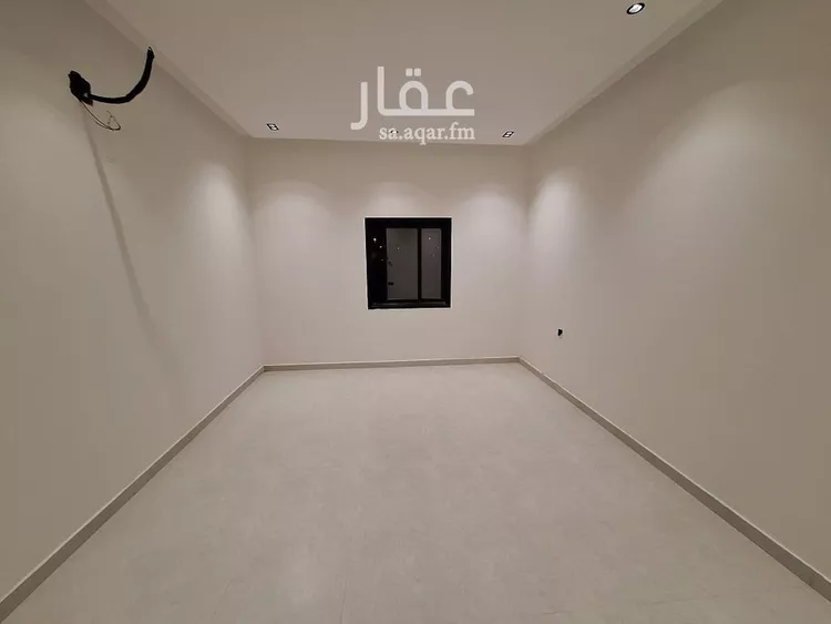 دور للبيع في شارع عبدالله بافقيه الحضرمي, حي عكاظ, مدينة الرياض, منطقة الرياض صورة 3