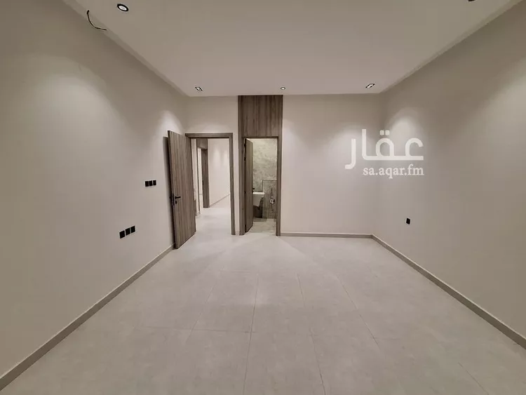 دور للبيع في شارع عبدالله بافقيه الحضرمي, حي عكاظ, مدينة الرياض, منطقة الرياض صورة 4