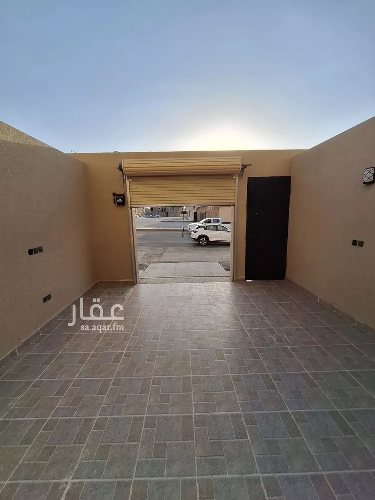 دور للبيع في شارع  الحافظ العسقلاني, حي العوالي, مدينة الرياض, منطقة الرياض صورة 5
