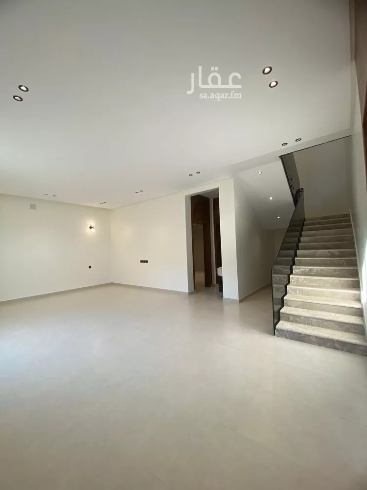 فيلا للبيع في شارع خير الدين الأيوبي, حي طويق, مدينة الرياض, منطقة الرياض صورة 3