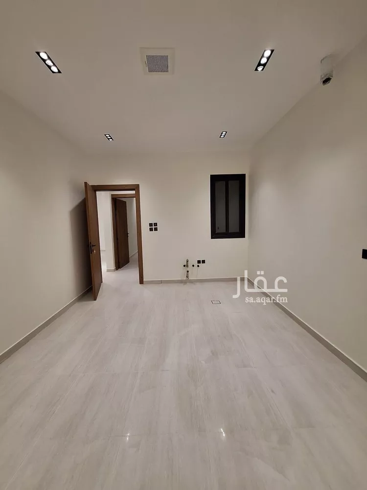 دور للبيع في شارع  الحافظ العسقلاني, حي العوالي, مدينة الرياض, منطقة الرياض صورة 2