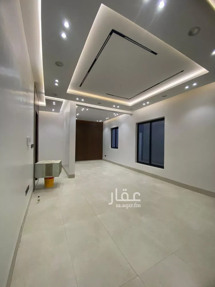 فيلا للبيع في شارع إبراهيم رفعت, حي عكاظ, مدينة الرياض, منطقة الرياض 15