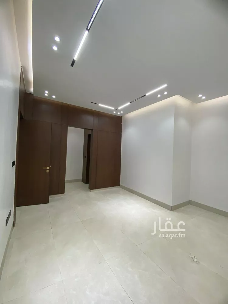 فيلا للبيع في شارع إبراهيم رفعت, حي عكاظ, مدينة الرياض, منطقة الرياض 17