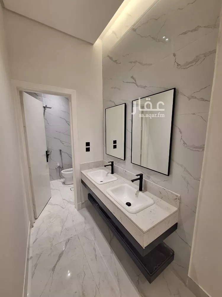 دور للبيع في شارع الوليد بن عطاء, حي طويق, مدينة الرياض, منطقة الرياض صورة 2