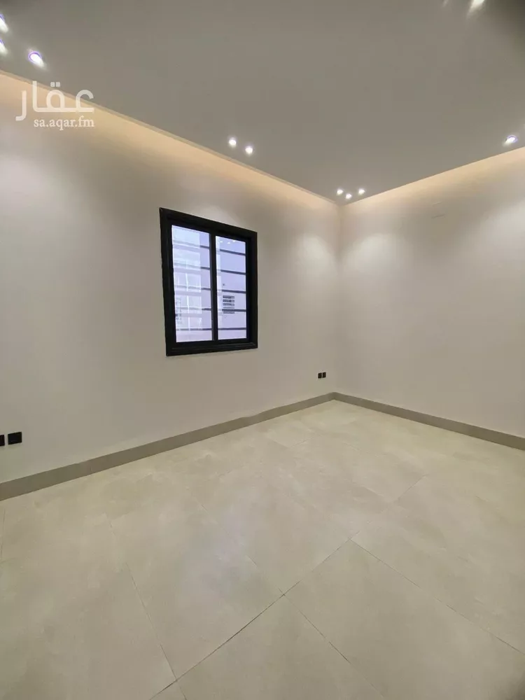 فيلا للبيع في شارع إبراهيم رفعت, حي عكاظ, مدينة الرياض, منطقة الرياض 14