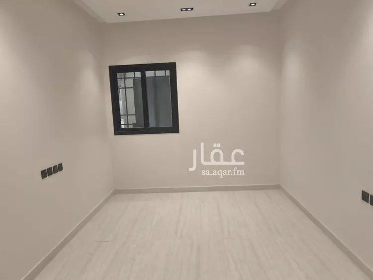 دور للبيع في شارع الرسالة, حي بدر, مدينة الرياض, منطقة الرياض صورة 3