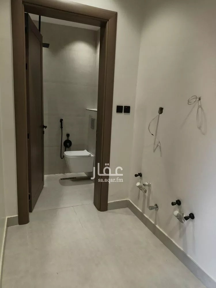 دور للبيع في شارع ابن مسافر, حي السويدي, مدينة الرياض, منطقة الرياض صورة 2