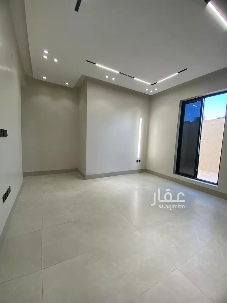فيلا للبيع في شارع إبراهيم رفعت, حي عكاظ, مدينة الرياض, منطقة الرياض 8