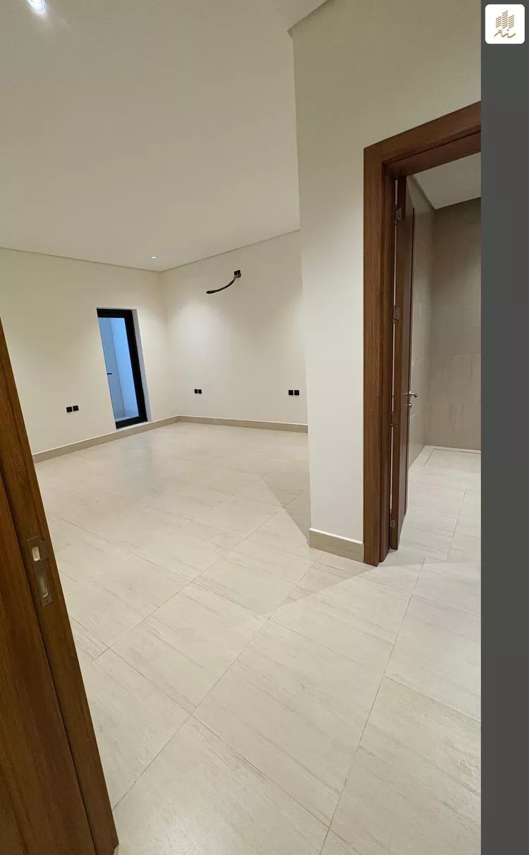 دور للبيع في شارع الفروسية, حي الربيع, مدينة الرياض, منطقة الرياض صورة 3