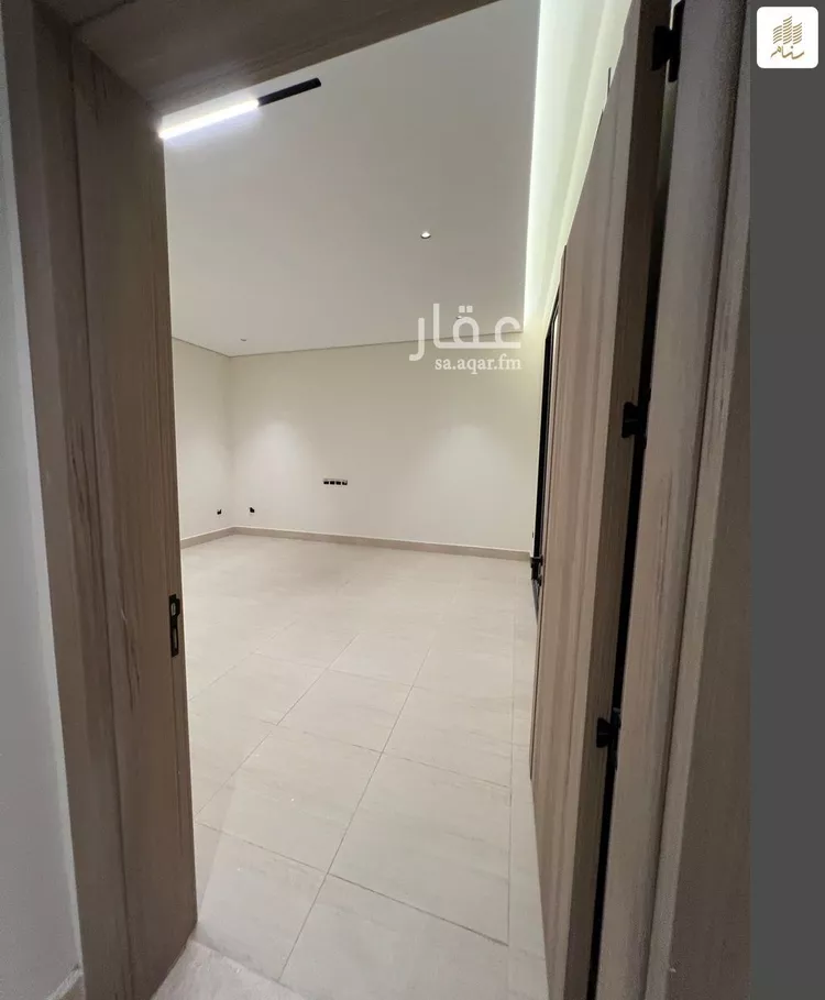 دور للبيع في شارع محمد المنوفي, حي النرجس, مدينة الرياض, منطقة الرياض صورة 3