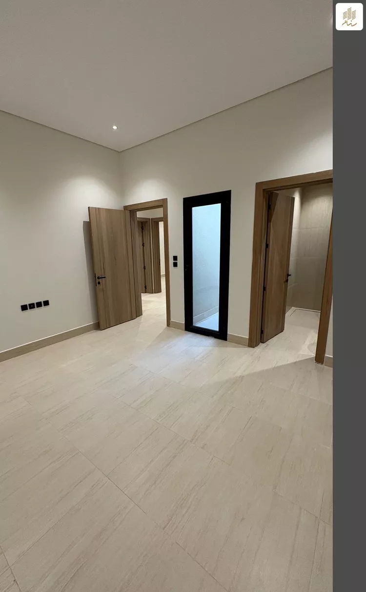 Floor for Sale in Riyadh An Nuzhah صورة 4