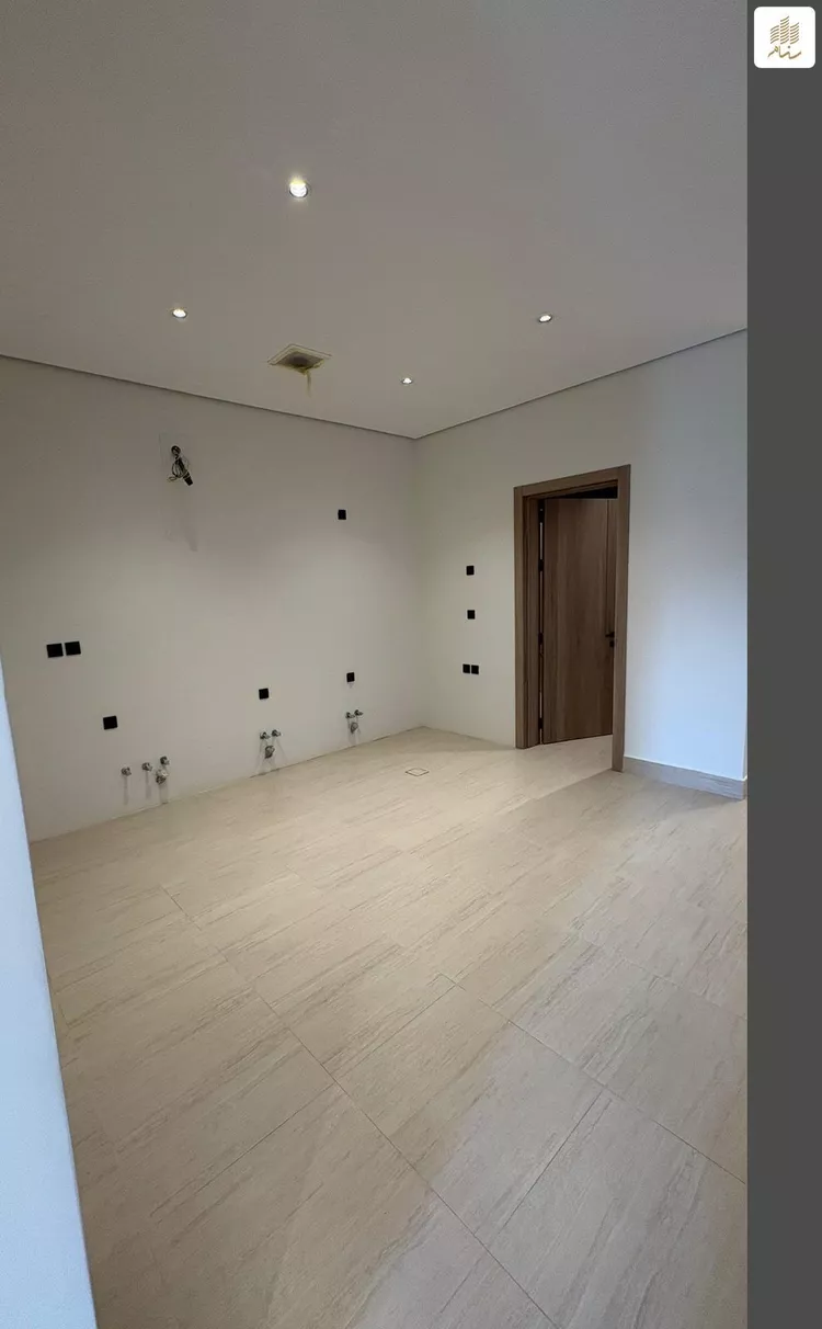 دور للبيع في شارع عبدالله أبي دريب السبيعي, حي النزهة, مدينة الرياض, منطقة الرياض صورة 3