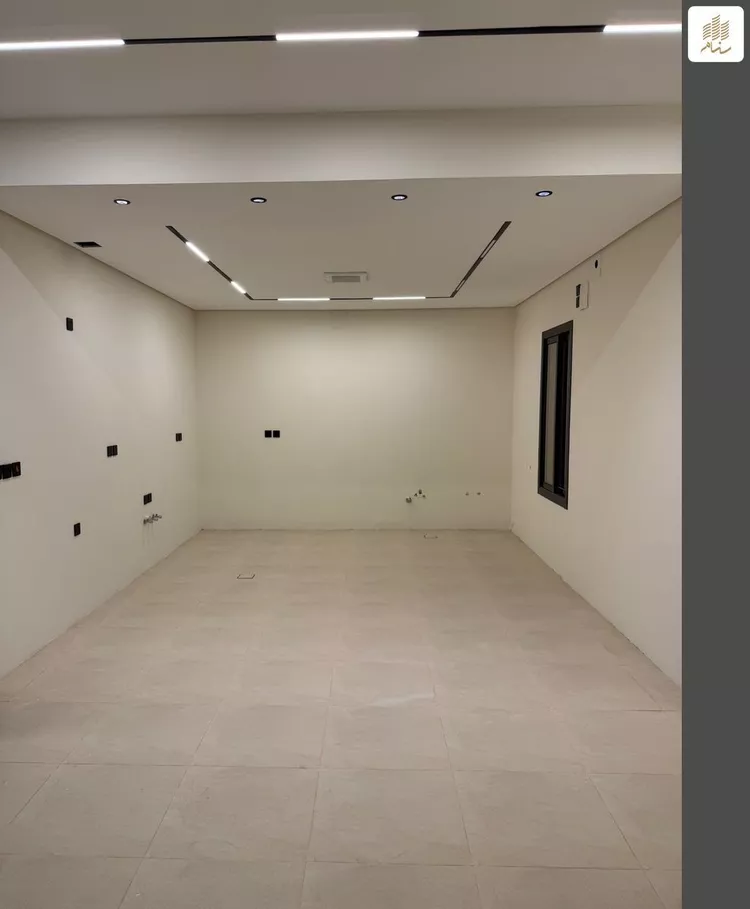 دور للبيع في شارع الغريسة, حي الربيع, مدينة الرياض, منطقة الرياض صورة 4
