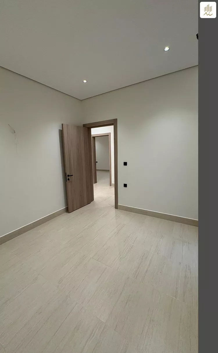 دور للبيع في شارع عبدالله أبي دريب السبيعي, حي النزهة, مدينة الرياض, منطقة الرياض صورة 4