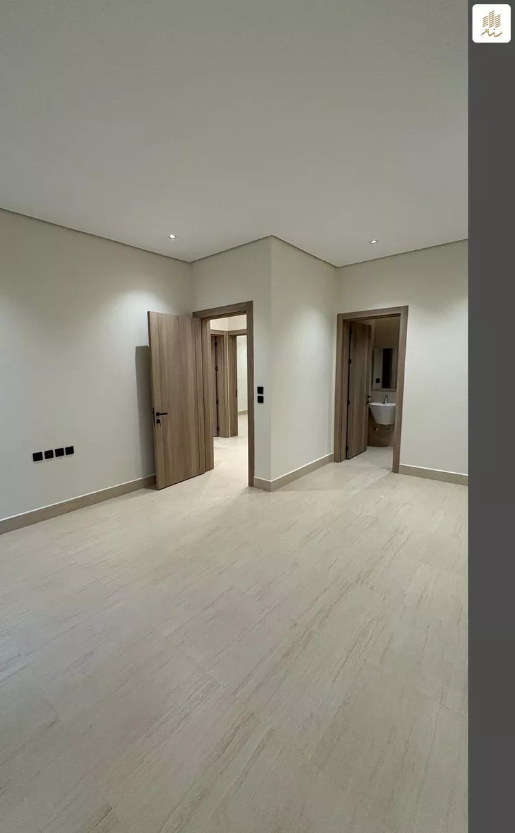 دور للبيع في شارع عبدالله أبي دريب السبيعي, حي النزهة, مدينة الرياض, منطقة الرياض صورة 5