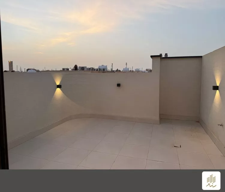 دور للبيع في شارع الغريسة, حي الربيع, مدينة الرياض, منطقة الرياض صورة 2