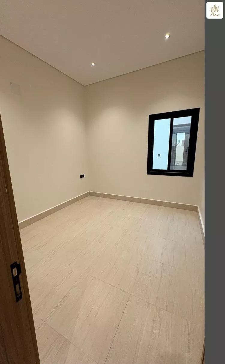 Floor for Sale in Riyadh An Nuzhah صورة 5
