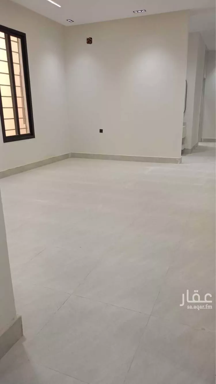 دور للبيع في شارع إبراهيم الأنصاري, حي بدر, مدينة الرياض, منطقة الرياض صورة 4