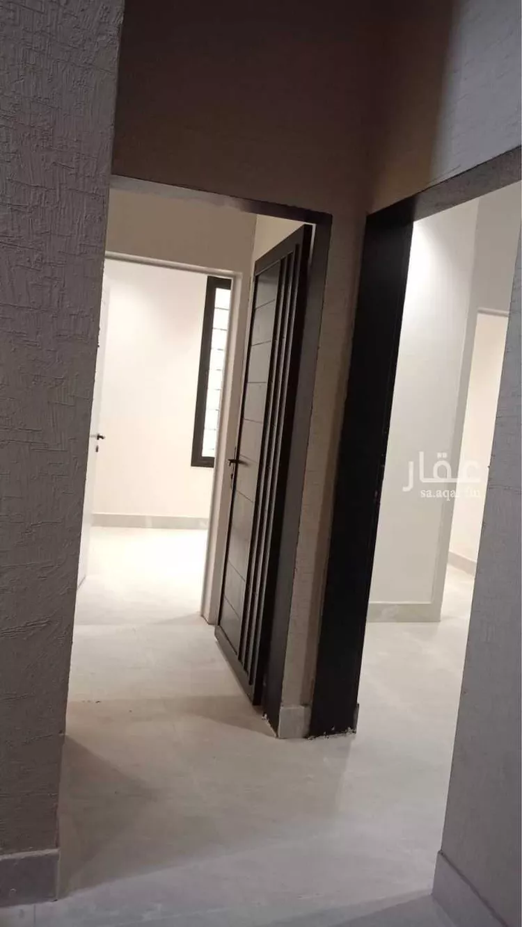 دور للبيع في شارع إبراهيم الأنصاري, حي بدر, مدينة الرياض, منطقة الرياض صورة 3