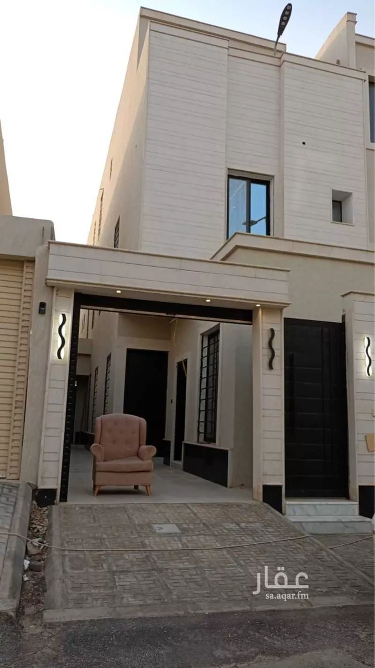 دور للبيع في شارع إبراهيم الأنصاري, حي بدر, مدينة الرياض, منطقة الرياض 12