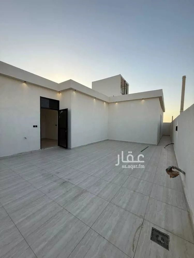 فيلا للبيع في شارع خلف بن معدان, حي بدر, مدينة الرياض, منطقة الرياض صورة 4
