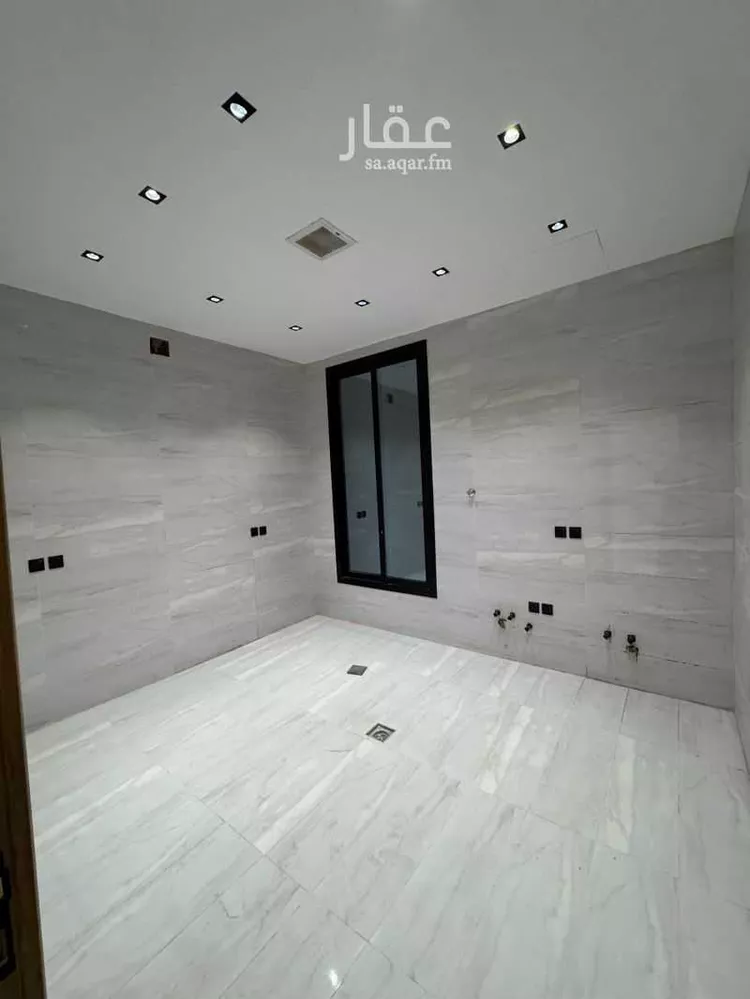 فيلا للإيجار في شارع أبي الفتح بن العلامة العجيمي, حي البيان, مدينة الرياض, منطقة الرياض