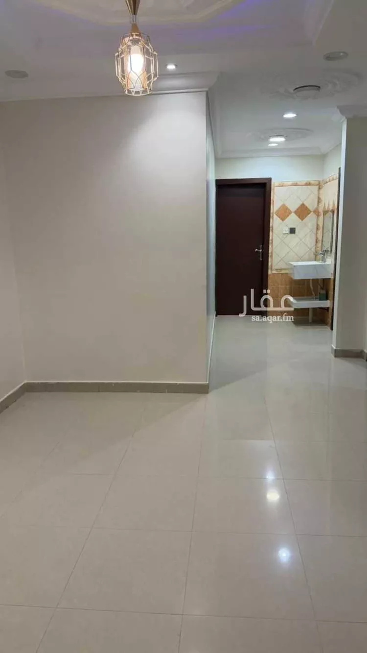 شقة للإيجار في شارع عبدالكريم الديناري ، حي العريجاء الغربي ، الرياض ، منطقة الرياض صورة 5