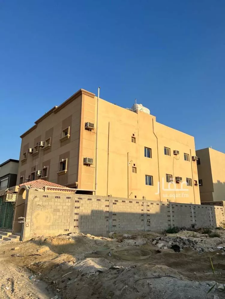 عمارة للبيع في شارع ابن العربي, حي ضاحية الملك فهد, مدينة الدمام, المنطقة الشرقية صورة 3