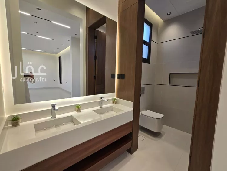 فيلا للبيع في شارع التواضع, حي النرجس, مدينة الرياض, منطقة الرياض صورة 2