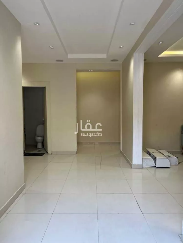 فيلا للبيع في شارع أبي جعفر الخطيب, حي الرمال, مدينة الرياض, منطقة الرياض 11