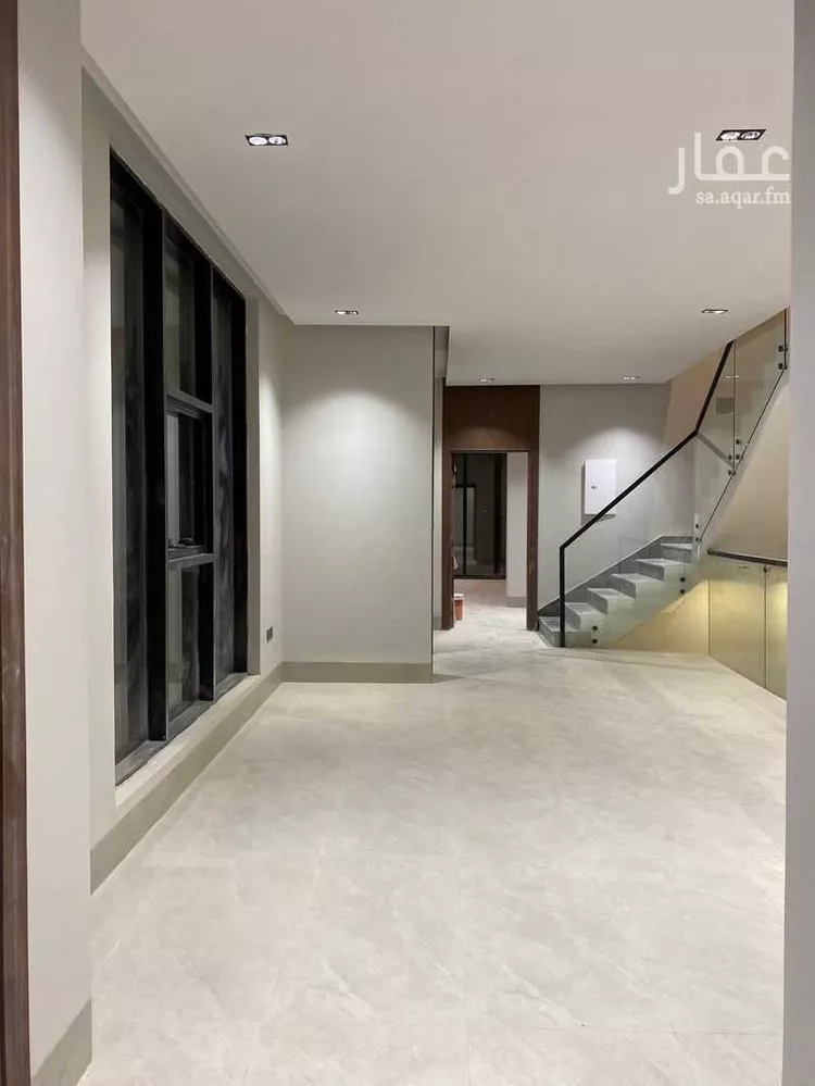 فيلا للبيع في شارع بدرالدين المرجاني, حي المهدية, مدينة الرياض, منطقة الرياض