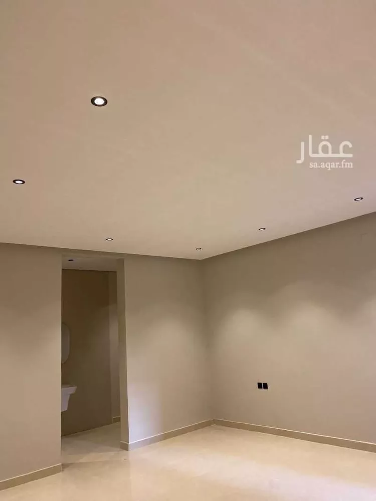 عمارة للبيع في شارع عبدالكريم الصيرفي, حي المهدية, مدينة الرياض, منطقة الرياض صورة 3