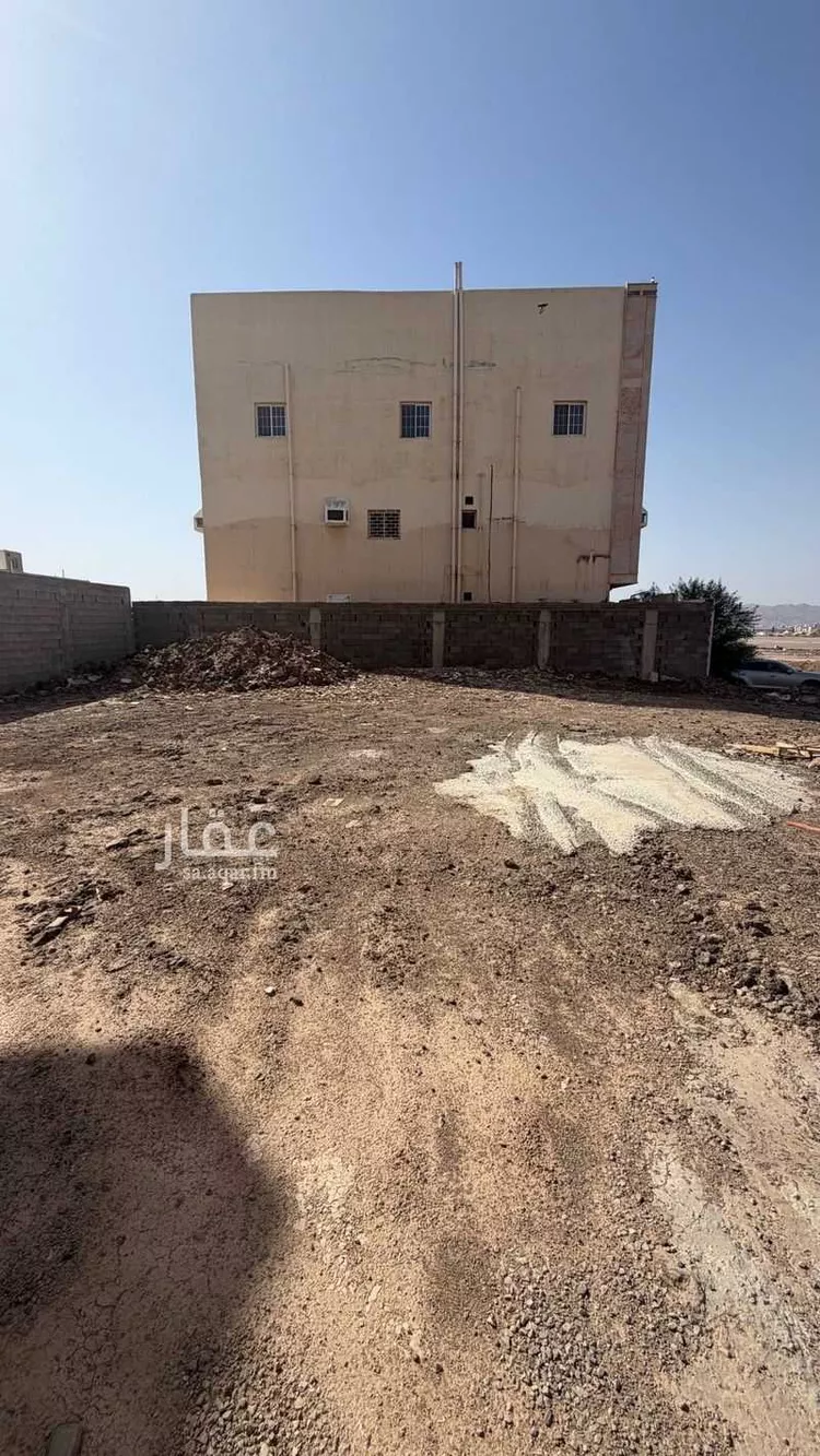 أرض للبيع في شارع منصور بن عباد بن عمر, حي السد, مدينة المدينة المنورة, منطقة المدينة المنورة صورة 4