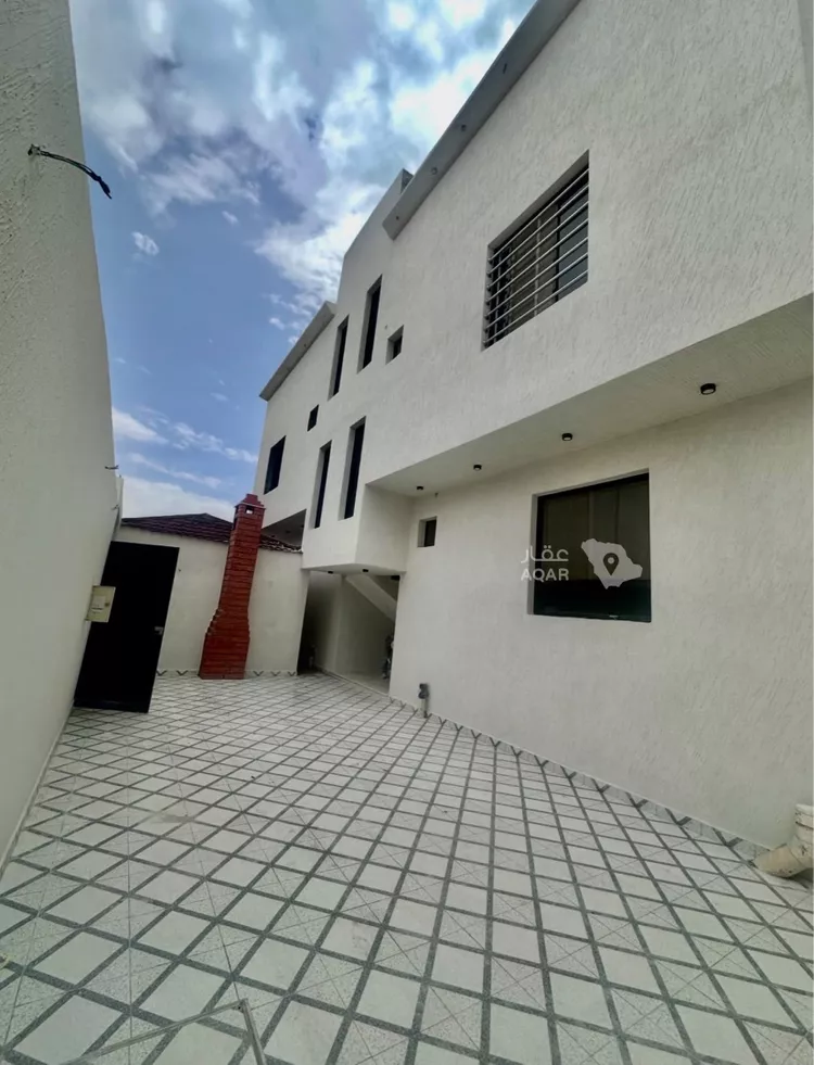 عمارة للبيع في حي الخضراء, مدينة المدينة المنورة, منطقة المدينة المنورة 2