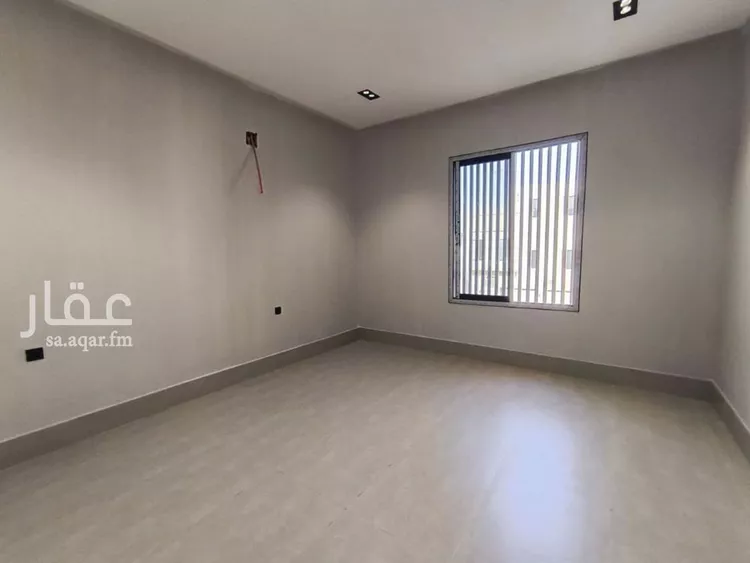 فيلا للبيع في شارع محمد الجزري, حي عكاظ, مدينة الرياض, منطقة الرياض صورة 3