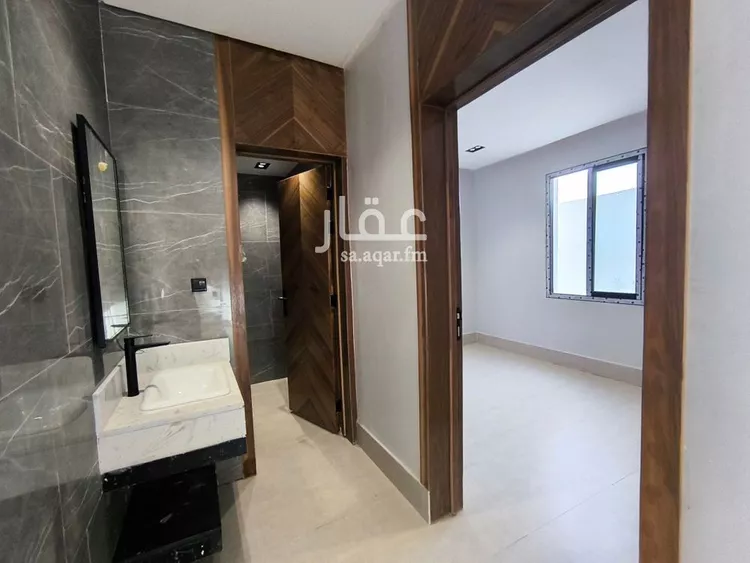 فيلا للبيع في شارع ابن الطيلسان القرطبي, حي عكاظ, مدينة الرياض, منطقة الرياض صورة 2