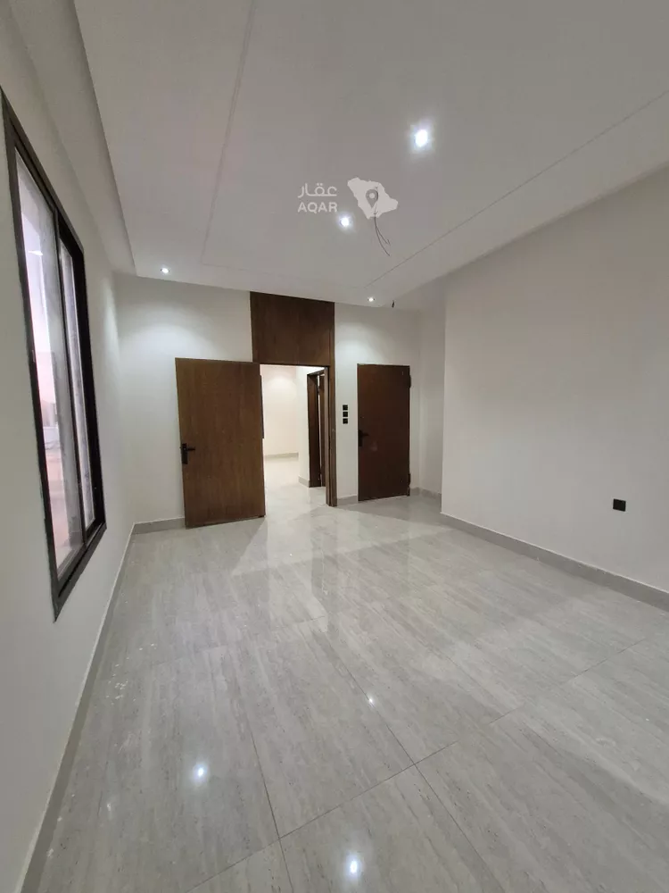 Floor for Sale in Riyadh Tuwaiq 11