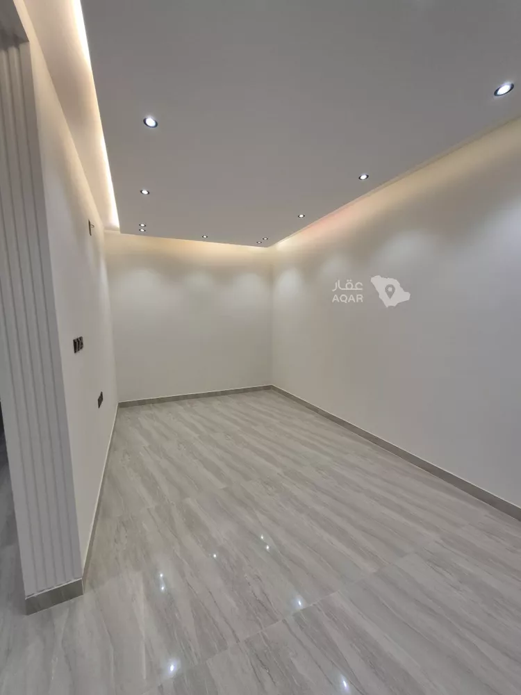 فيلا للبيع في شارع ابن خزرج, حي العريجاء الغربي, مدينة الرياض, منطقة الرياض صورة 5