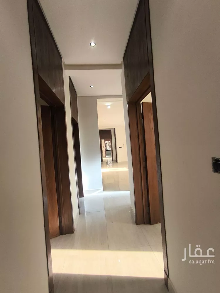 Floor for Sale in Riyadh Tuwaiq 14