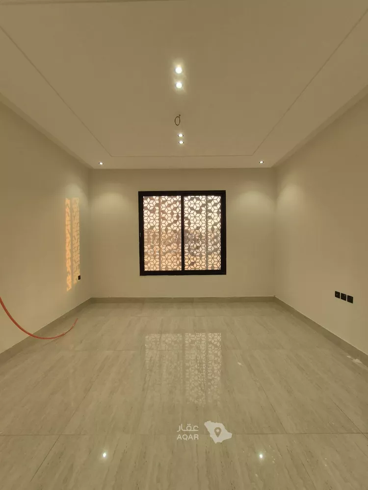 Floor for Sale in Riyadh Tuwaiq 5