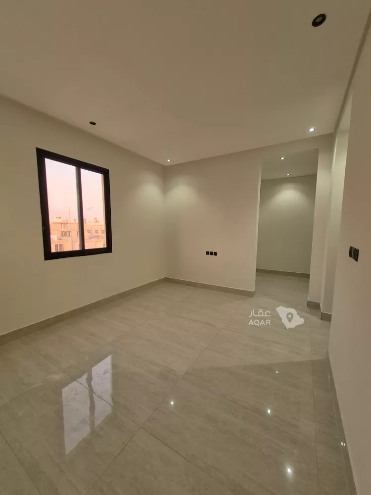 Floor for Sale in Riyadh Tuwaiq 19