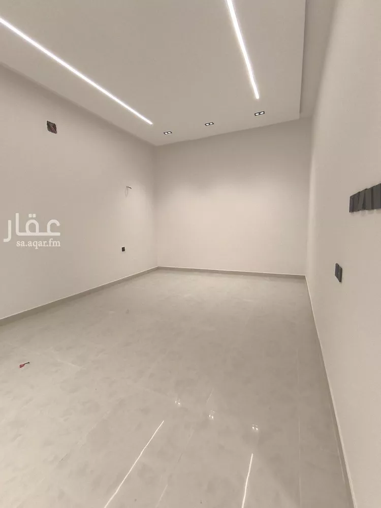 فيلا للبيع في شارع أحمد صالح قنديل, حي طويق, مدينة الرياض, منطقة الرياض 21