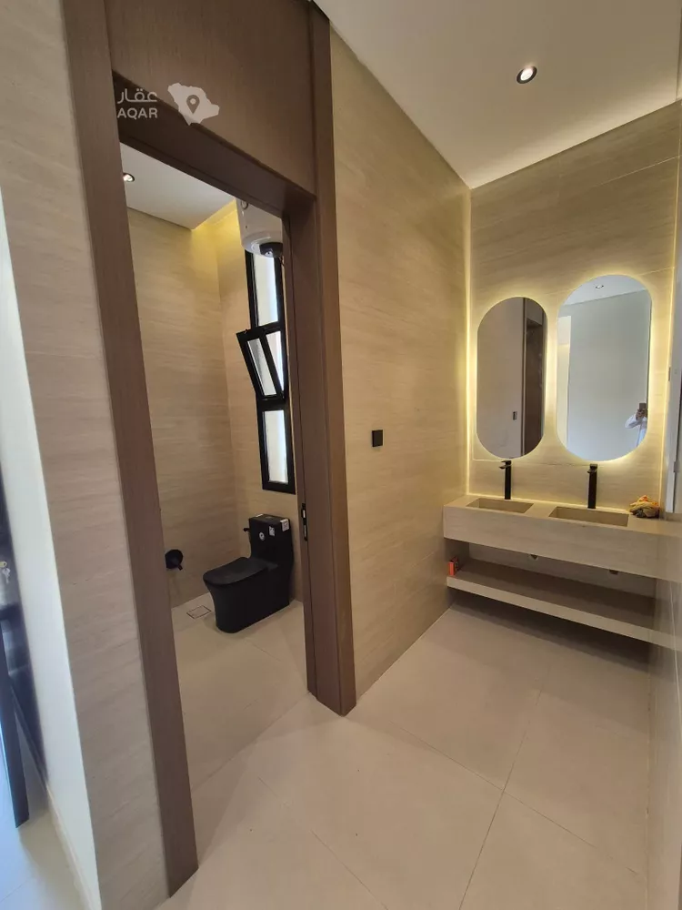Villa for Sale in Riyadh Tuwaiq 7