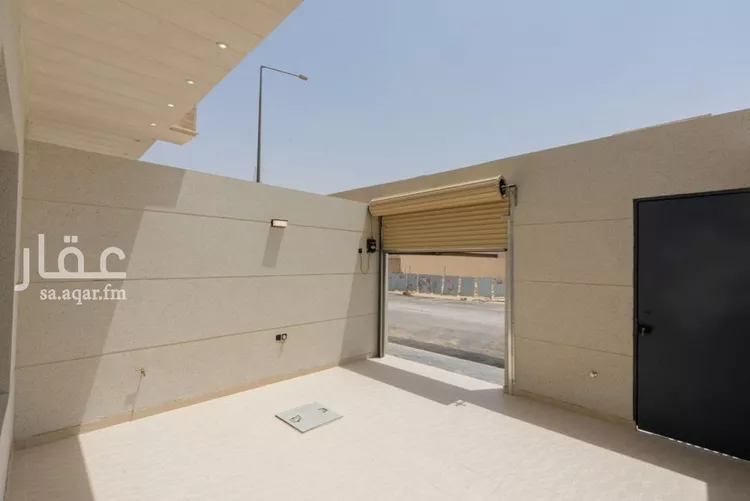 فيلا للبيع في شارع كعب الهجري, حي عكاظ, مدينة الرياض, منطقة الرياض صورة 2