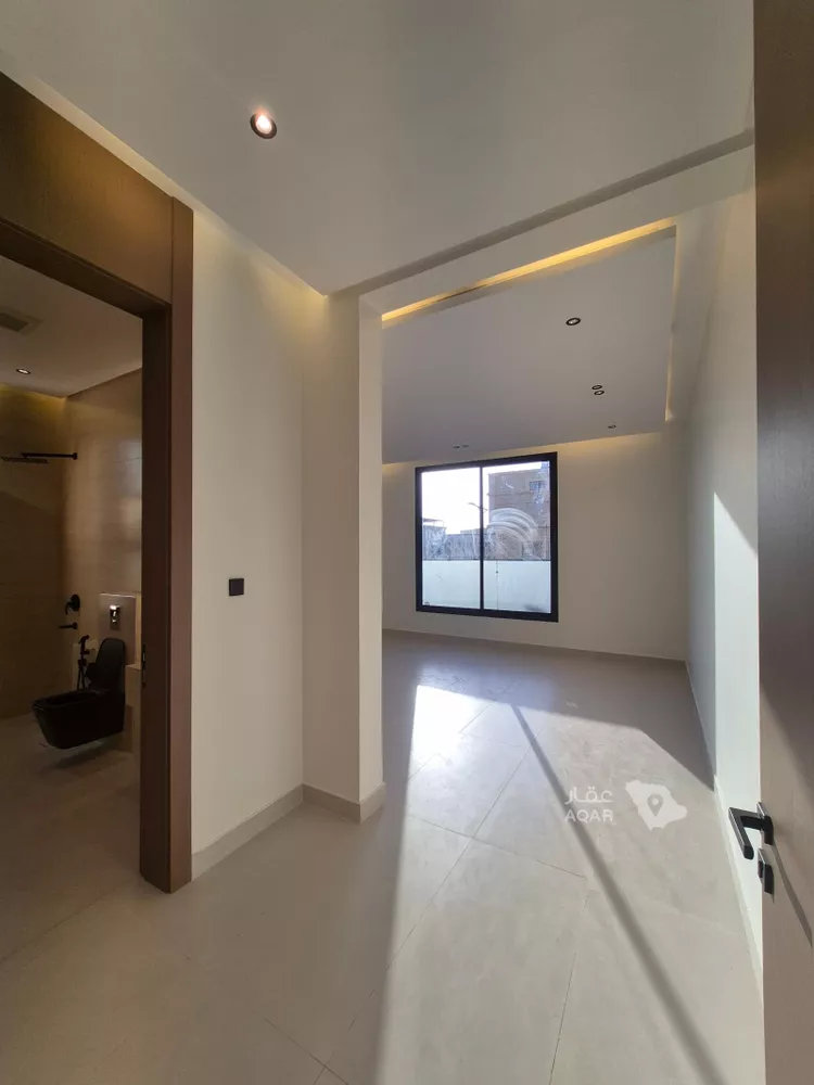 Villa for Sale in Riyadh Tuwaiq 11