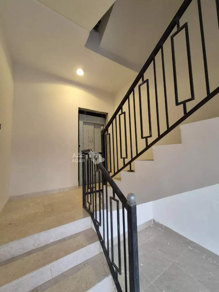 Floor for Sale in Riyadh Tuwaiq 3