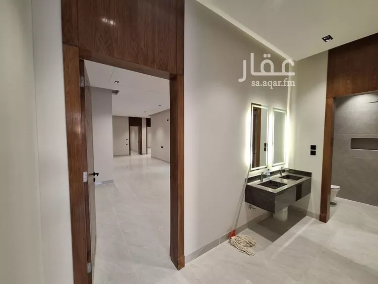 دور للبيع في شارع عمر بن سعيد, حي طويق, مدينة الرياض, منطقة الرياض صورة 4