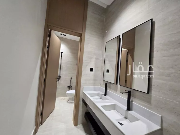 Floor for Sale in Riyadh Tuwaiq 8